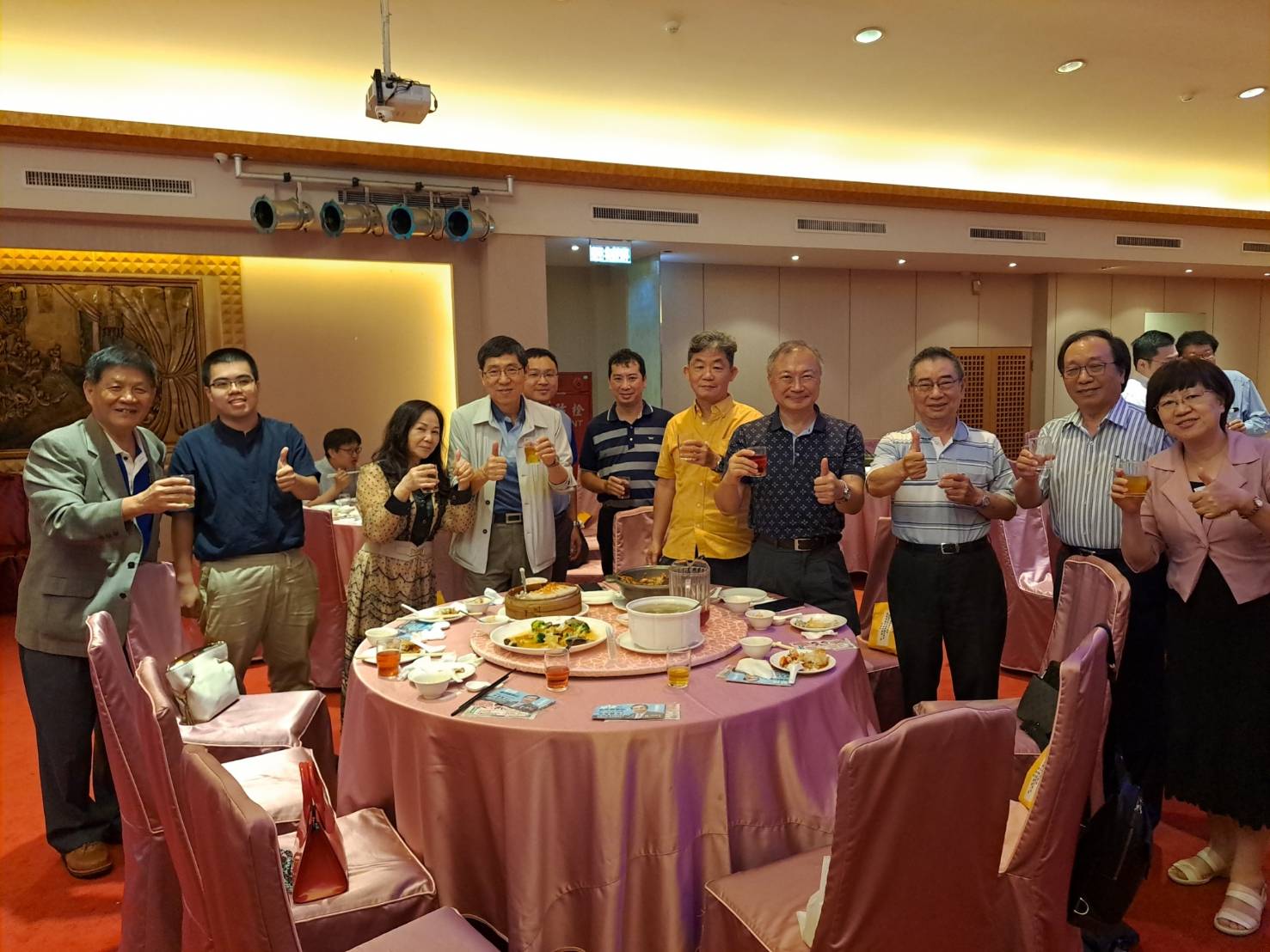 相册封面169063.jpg