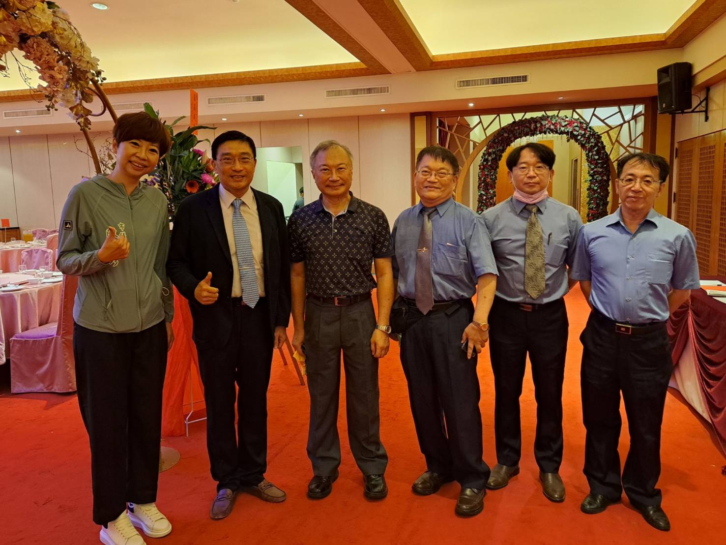 相册封面169063.jpg