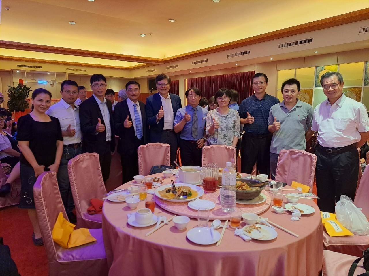 相册封面169063.jpg