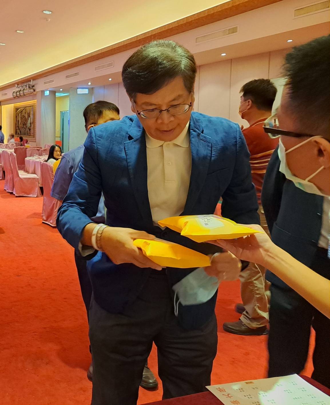 相册封面169063.jpg